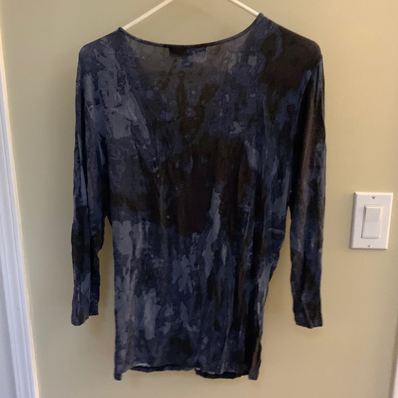 2/$22 Michael Kors 3/4 sleeve Tee - Picture 2 of 5